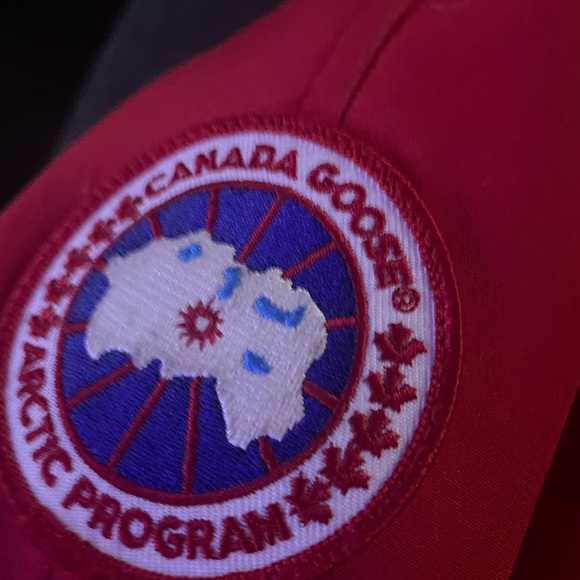 CANADA GOOSE RED - Picture 2 of 5